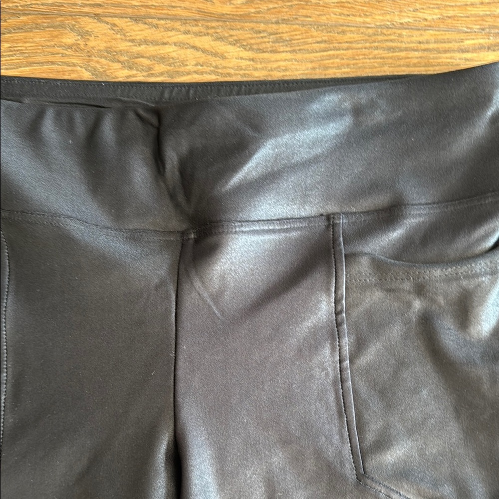 Black Faux Leather Leggings Koral Medium costume Sandy from Grease - Picture 3 of 4